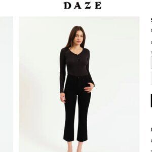 Daze Shy Girl Crop Flare in After Party Black Sz 25 NWT